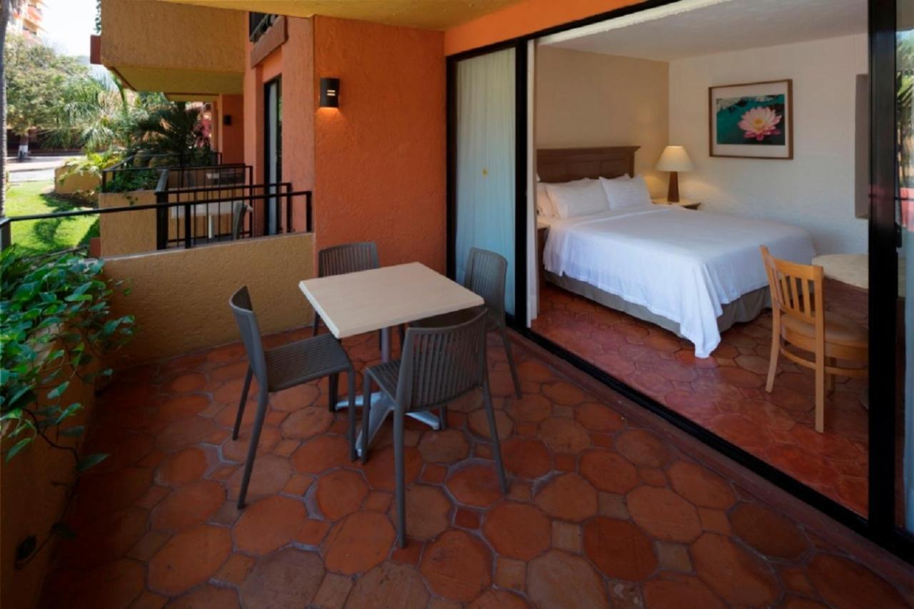 Holiday Inn Resort Ixtapa All-Inclusive, An Ihg Hotel Экстерьер фото